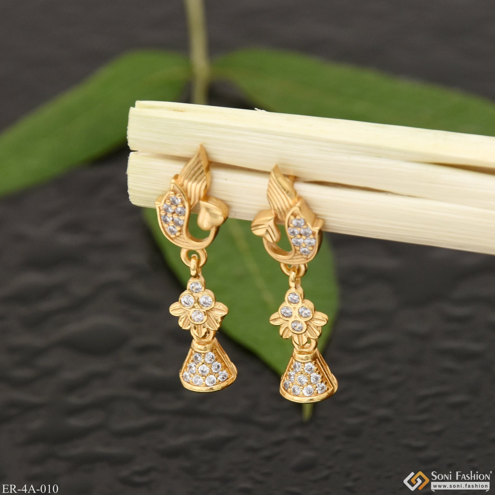 Buy online Gold Brass Chandballi Earring from fashion jewellery for Women  by Silvermerc Designs for ₹849 at 65% off | 2024 Limeroad.com